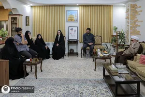 دیدار تولیت آستان قدس رضوی با خانواده شهدای بیت رهبری 