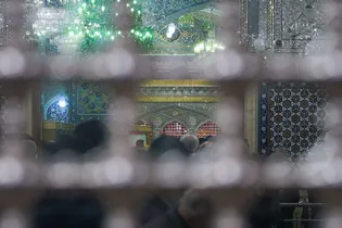 آخرین چهارشنبه سال ۱۴۰۴ در حرم مطهر رضوی
