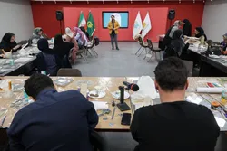 کارگاه آینه‌کاری سنتی در نگارخانه رضوان