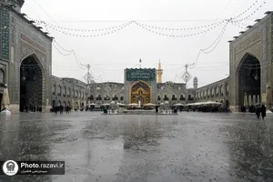 بارش باران در حرم مطهر رضوی