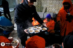 حضور خدام حرم مطهر رضوی در جمع نیروهای خدمت&zwnj;رسان شهر مشهد