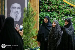 شب میلاد امام حسن عسکری(علیه&zwnj;السلام) در حرم مطهر رضوی
