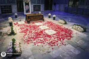 آماده سازی قبر مطهر رهبر شهید انقلاب