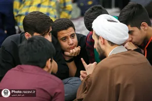 اعتکاف 1000 دهه هشتادی در حرم مطهر رضوی
