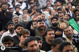 اجتماع بزرگ زائران اردوزبان در حرم مطهر رضوی