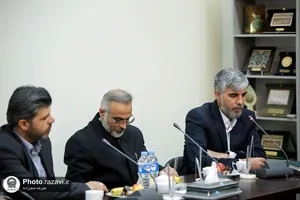 اهدا مدال طلای نوجوانان کشتی آزاد جهان به موزه آستان قدس رضوی