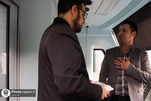 توزیع افطاری بین کارکنان قطار شهری و بهشت رضا علیه السلام