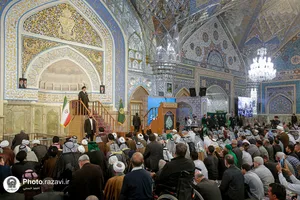 حضور شیوخ عشایر عراق در نماز جمعه حرم مطهر رضوی