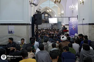 حضور حجت&zwnj;الاسلام پناهیان در جمع معتکفین نوجوان