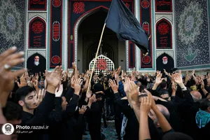 اجتماع عظیم عزاداران امام رضا علیه السلام در حرم مطهر رضوی