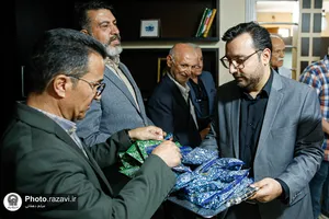حضور مدیر عالی حرم مطهر امام رضا علیه&zwnj;السلام در دفتر رسانه&zwnj;های استان خراسان رضوی