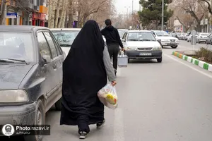 اهدای بسته&zwnj;های معیشتی به خانواده&zwnj;های احسان پذیر