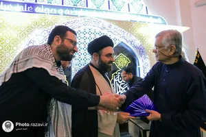 تقدیر از خادمان و مداحان حسینی حرم مطهر رضوی