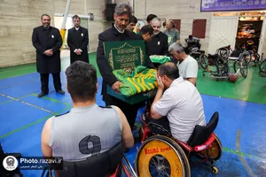 حضور خدام حرم مطهر رضوی در آسایشگاه جانبازان امام خمینی (ره)