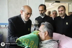 حضور خدام حرم مطهر رضوی در آسایشگاه جانبازان
