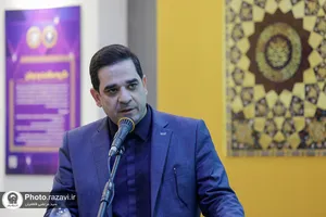 اهدای کاپ قهرمانی تیم ملی والیبال به موزه حرم مطهر رضوی
