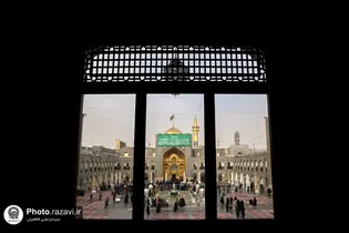 عکس با کیفیت : کتیبه ولادت حضرت زینب(سلام الله علیها) در صحن آزادی حرم مطهر رضوی