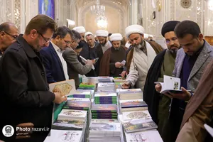 تشرف مهمانان کنگره بین&zwnj;المللی امناءالرسل به حرم مطهر رضوی