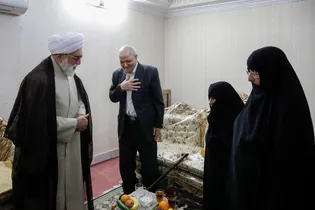 دیدار تولیت آستان قدس رضوی با خانواده معظم شهدا