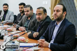 نشست صمیمانه کارکنان مرکز گزینش با قائم&zwnj; مقام تولیت آستان قدس رضوی