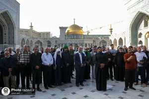 عزاداری زائران عرب زبان در حرم مطهر رضوی