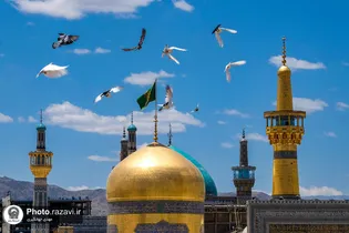 عکس با کیفیت : گنبد و گلدسته حرم مطهر رضوی