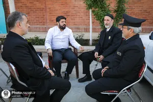 نشست میزبانان و اعضای کاروان&zwnj;های زیر سایه خورشید