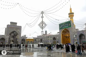 بارش برف در حرم مطهر رضوی -2
