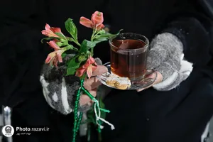 مواکب پذیرایی از زائران بارگاه منور رضوی در شب نیمه شعبان