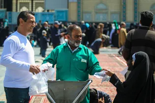 خادمان بارگاه منور رضوی