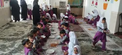 میهمانی ۱۲۰۰ دانش‌آموز رفسنجانی بر سفره رضوی
