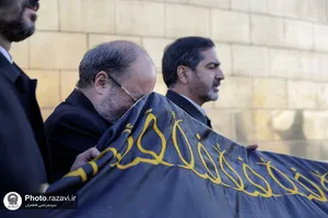 آیین تعویض پرچم گنبد و پوش ضریح مطهر حضرت رضا علیه&zwnj;السلام به مناسبت حلول ماه ربیع&zwnj;الاول