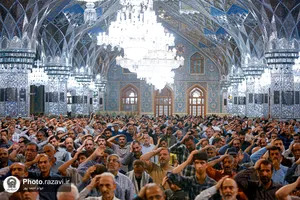 حال و هوای حرم مطهر رضوی در شب میلاد امام حسن عسکری علیه&zwnj;السلام