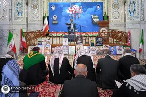 تشرف خانواده شهدای جنگ رمضان استان خوزستان به حرم امام رضا علیه&zwnj;السلام
