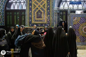 اعتکاف دانش&zwnj;آموزان دختر مدارس امام رضا علیه&zwnj;السلام در حرم مطهر رضوی