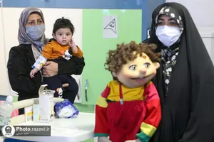 حضور خدام حرم مطهر رضوی در بیمارستان اکبر