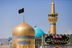 سکوتِ نقاره‌ها و رخت عزای حرم رضوی در سوگ خورشید دانش