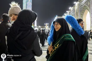 خدمت&zwnj;رسانی خدمه خواهر بارگاه منور رضوی در شب&zwnj;های قدر