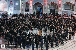 عزاداری سنتی شب دهم محرم در &laquo;حسینیه حرم&raquo;
