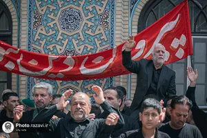 عزاداری روز عاشورای حسینی در حرم مطهر رضوی