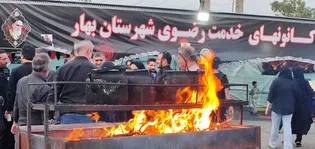 روزانه ۹۰۰ قرص نان صلواتی در موکب رضوی بهار پخت می‌شود