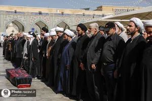 تشییع پیکر همسر آیت الله مرتضوی در حرم مطهر رضوی