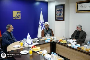 حضور مدیر عالی حرم مطهر امام رضا علیه&zwnj;السلام در دفتر رسانه&zwnj;های استان خراسان رضوی