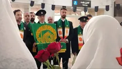 تجلی عشق رضوی در قلب کویر؛ استقبال باشکوه کرمانی‌ها از خدام حرم مطهر