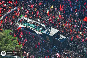 تشییع پیکر رهبر شهید انقلاب در مشهد مقدس-1