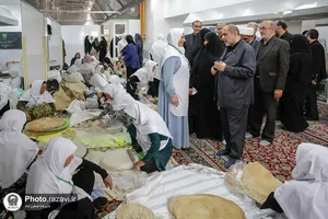 بازدید مدیرعامل بنیاد کرامت رضوی از پخت نان نذری
