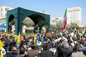 تشییع پیکر شهید نیلفروشان در مشهد