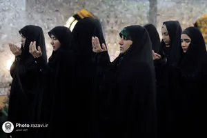 خدمت جمعی از ورزشکاران در چایخانه حضرت