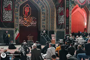 بزرگداشت رهبر شهید انقلاب ویژه زائران عرب زبان حرم مطهر رضوی