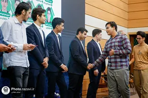 حضور دانش&zwnj;آموزان افتخارآفرین تیم ملی المپیاد هوش مصنوعی در دبیرستان و دانشگاه امام رضا علیه&zwnj;السلام 